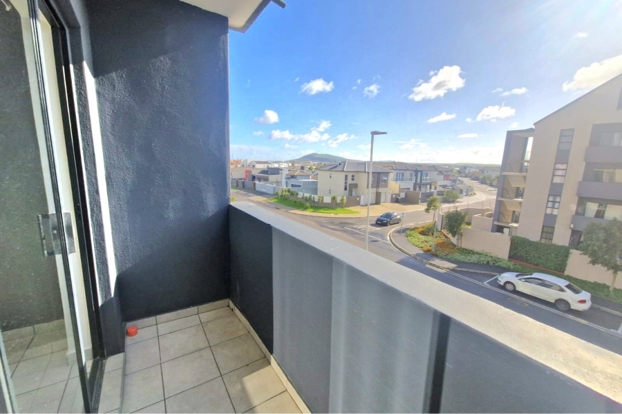 To Let 2 Bedroom Property for Rent in Parklands North Western Cape